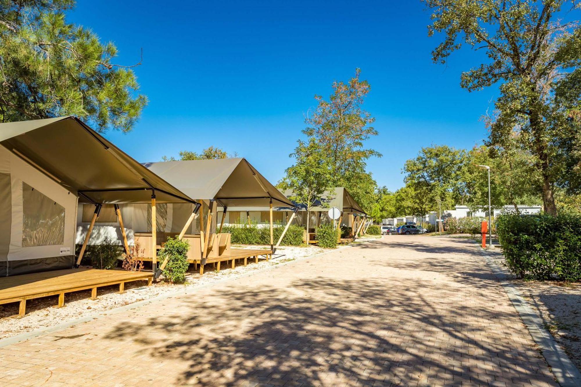 Easyatent Camping Stella Maris Umag Phòng bức ảnh